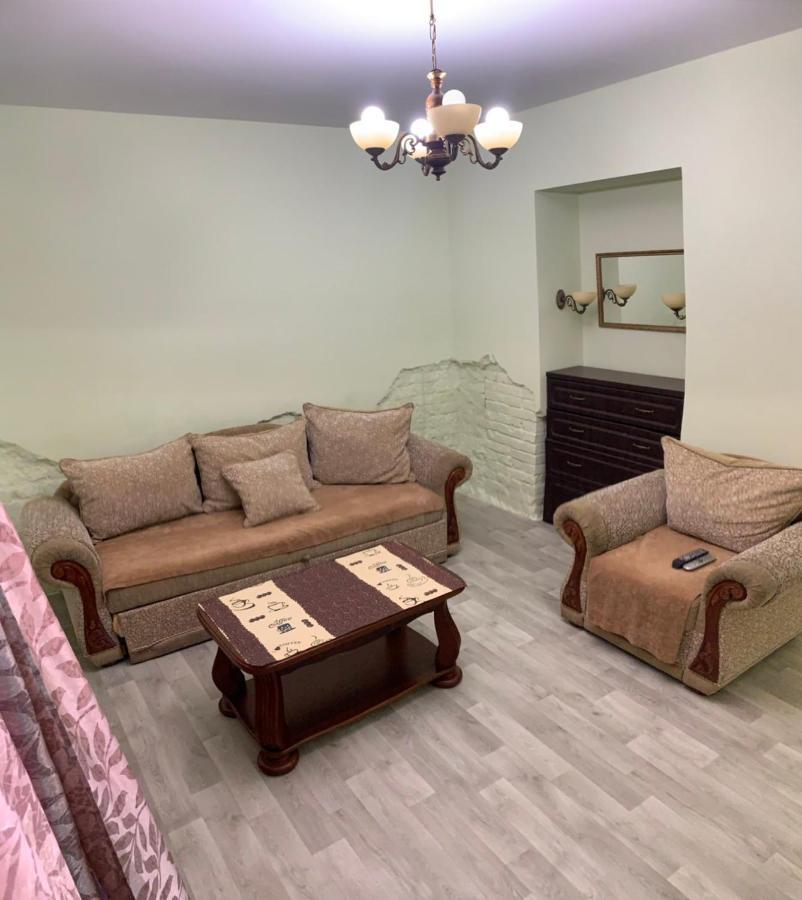 Apartment Moskovs'kyi Avenue 80/82 *